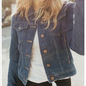 Carly Jean Los Angeles